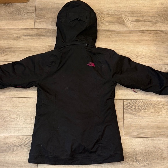 The North Face Hyvent 2 Layer Ski Jacket - Picture 2 of 7